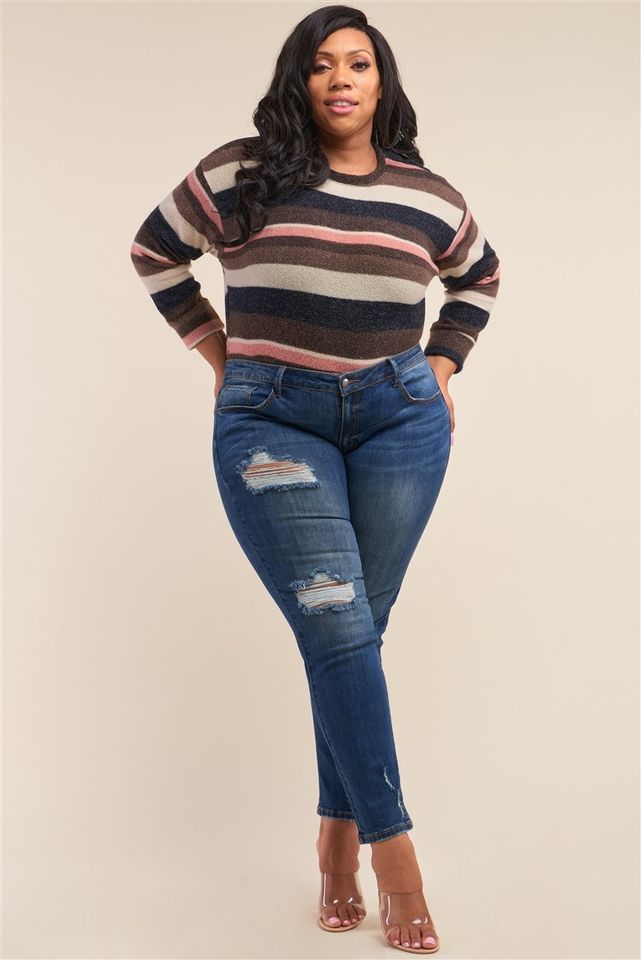 Plus Size So Chic - Ripped Jeans