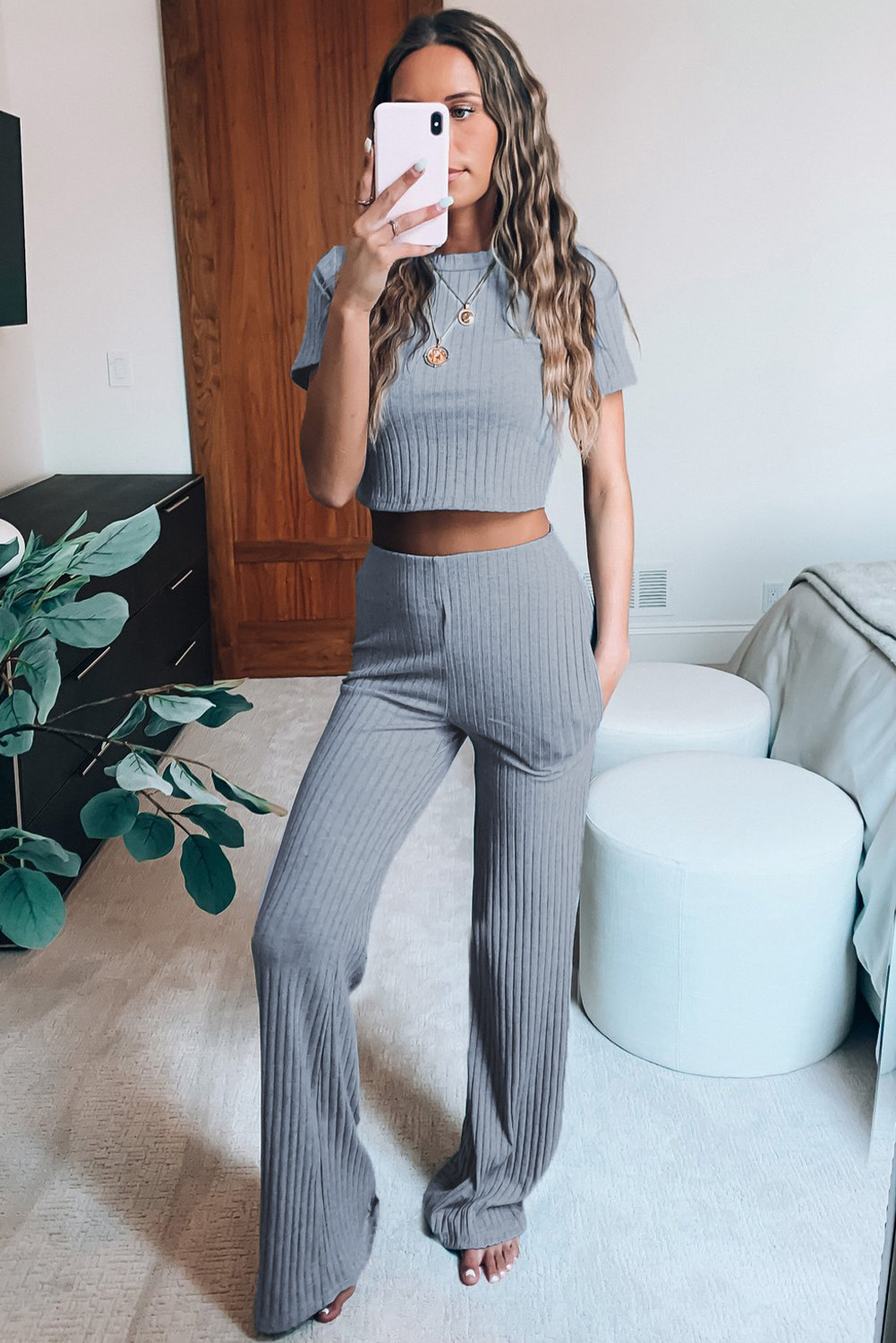Plus Size So Chic - Cropped Top Lounge Set