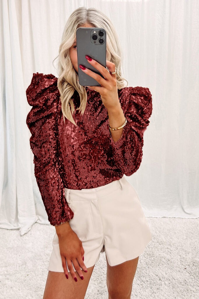 Chic Sequin Blouse In Burgundy -7132