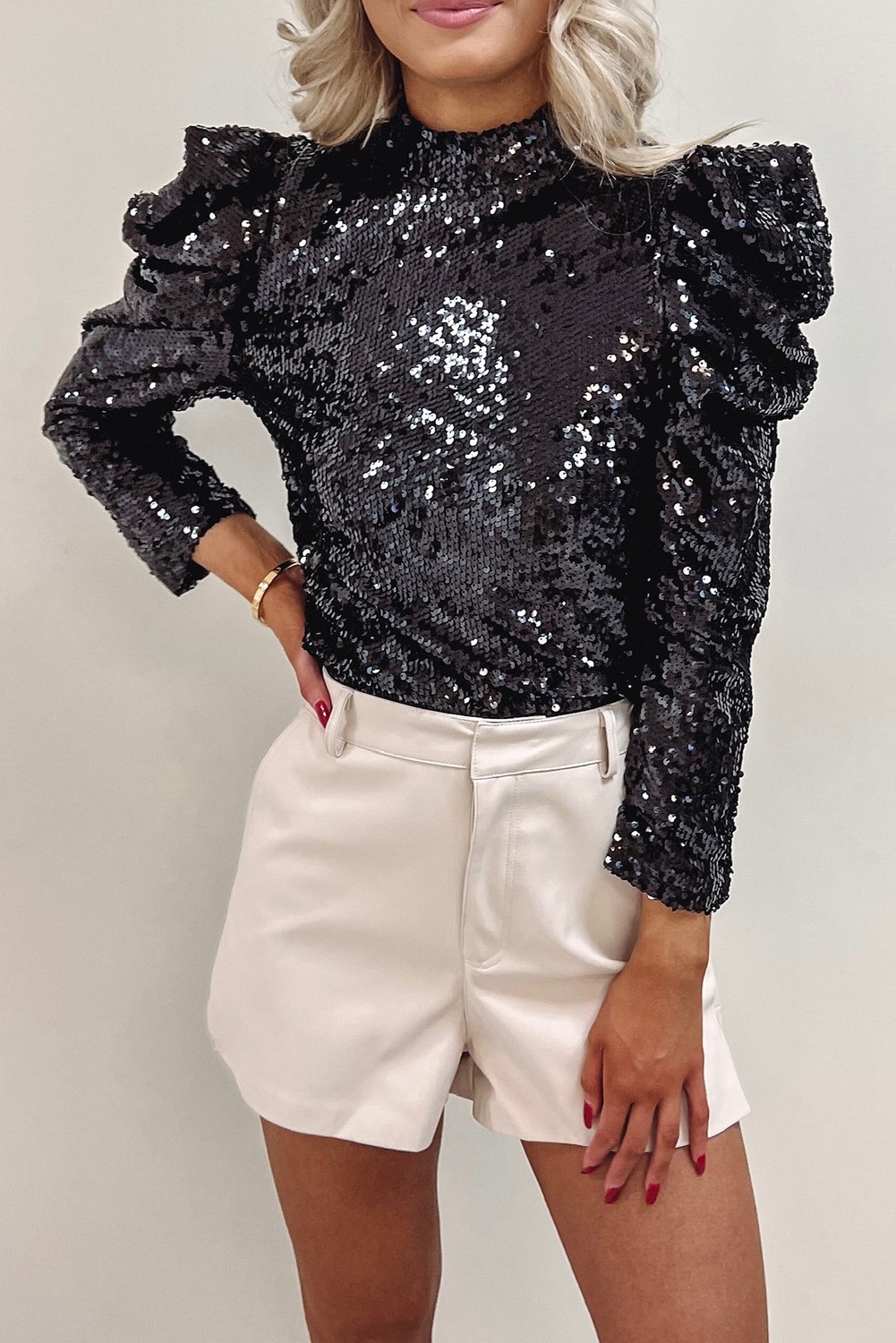 Chic Sequin Blouse In Black -7133